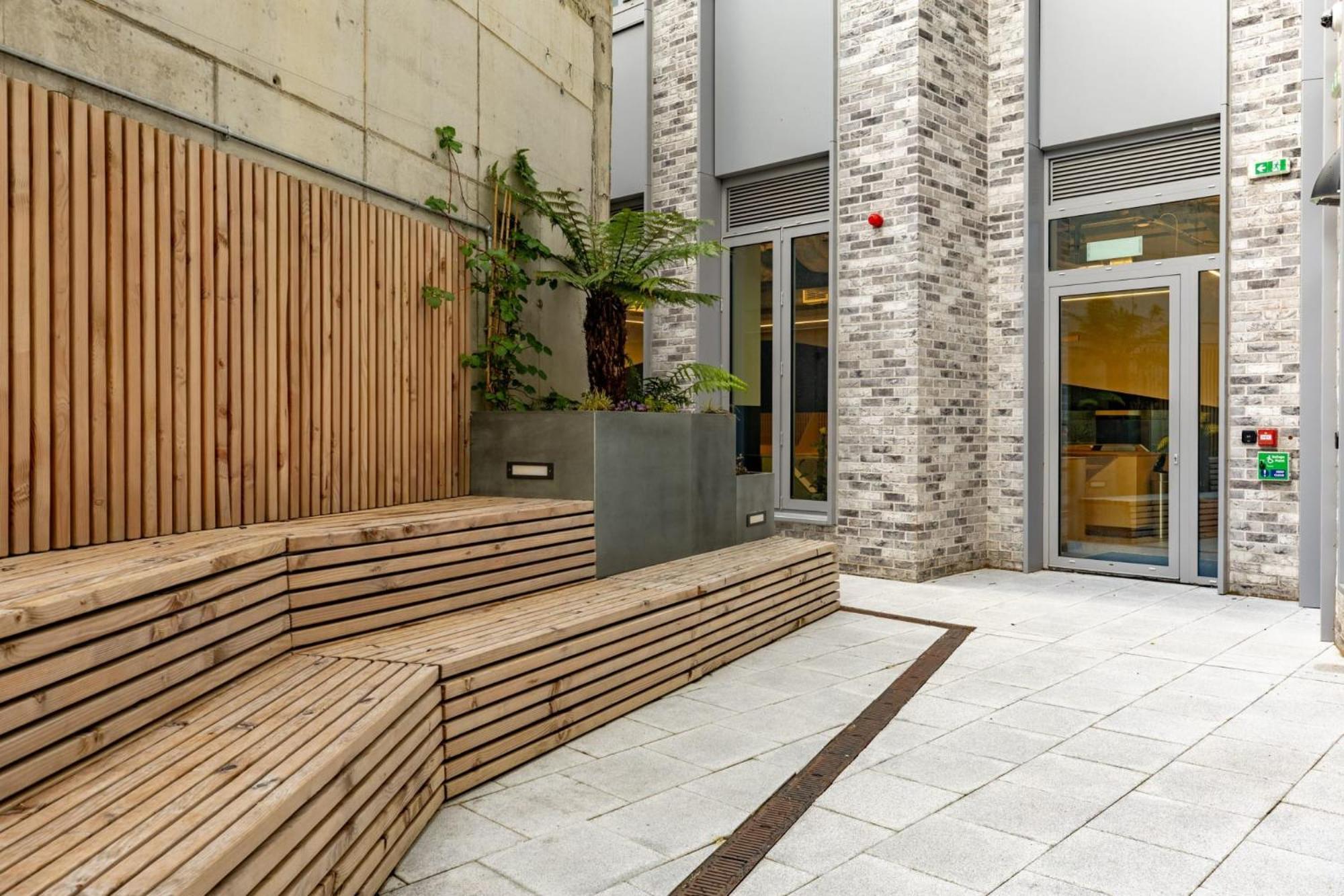 Appartement Students Only Stylish In Great Court Near *